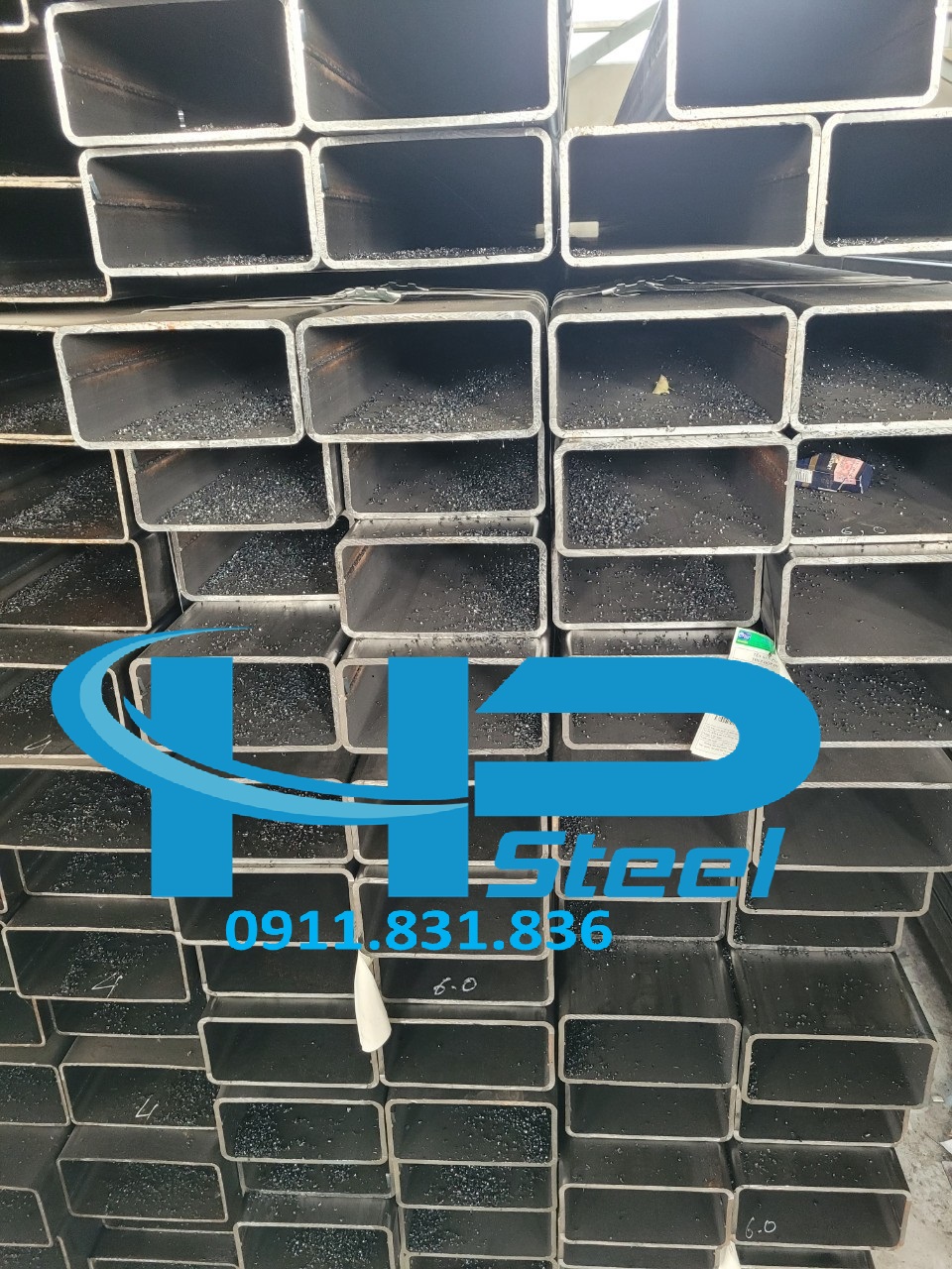 thép hộp 200x300