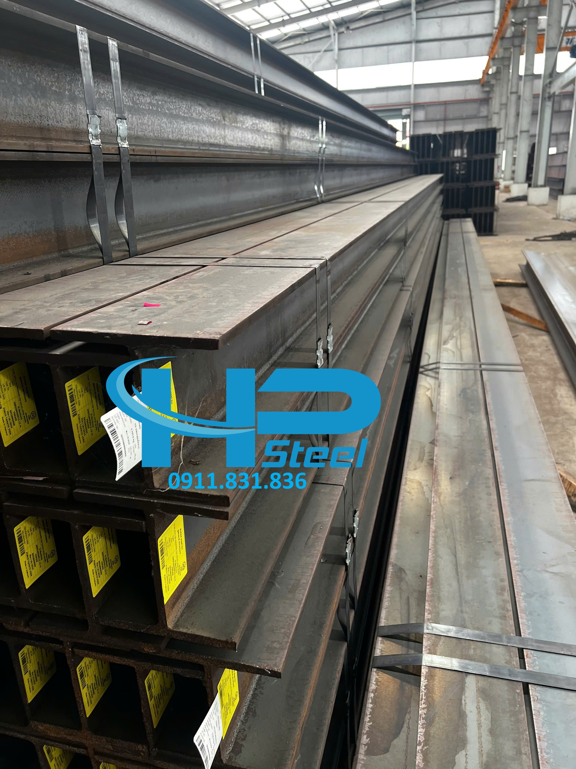 Thép hình chữ H chụp tại kho