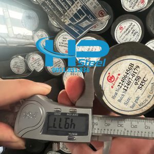 Thép tròn đặc phi 28