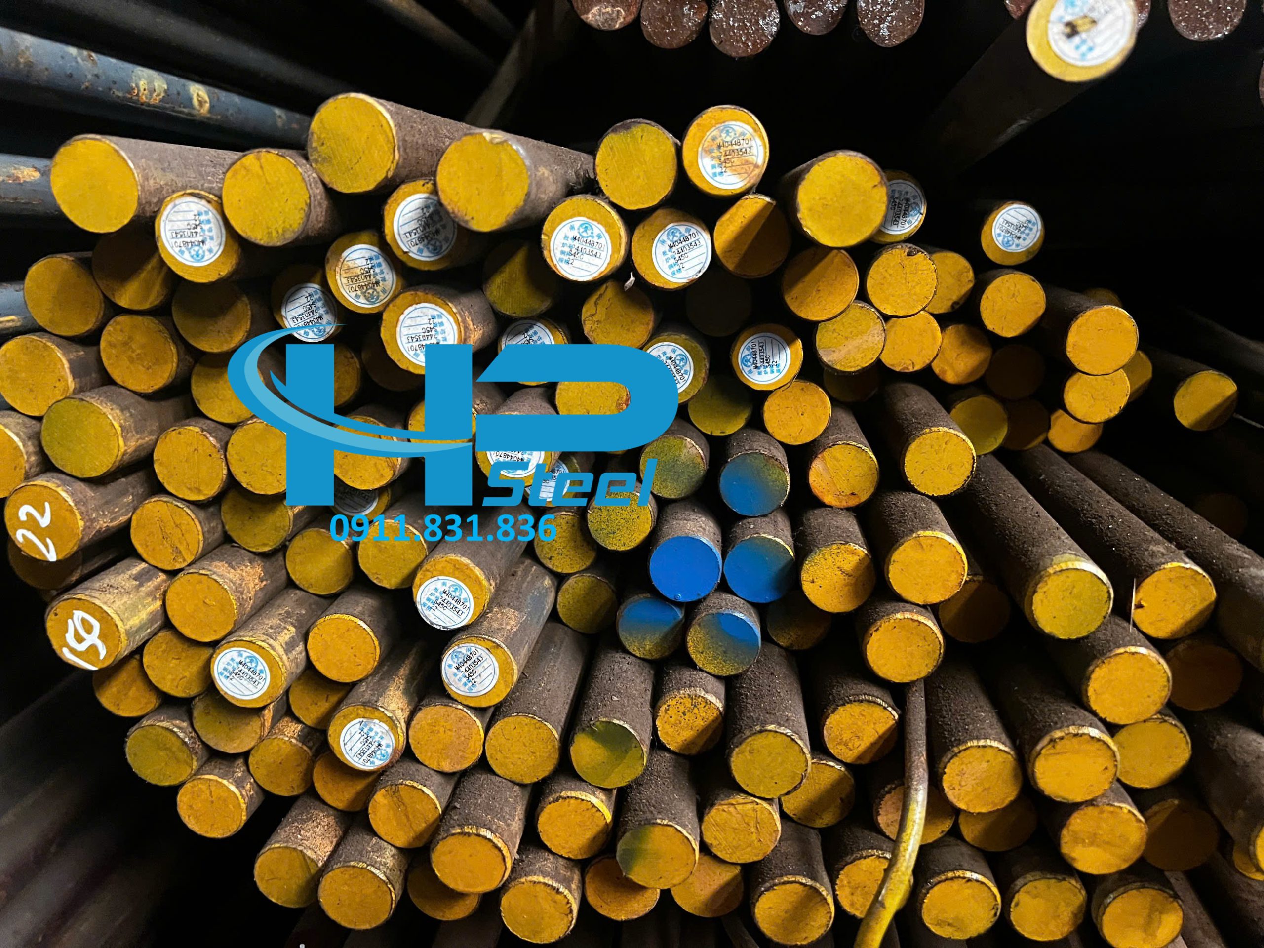 Thép tròn đặc phi 30 hàng đầy đủ COCQ