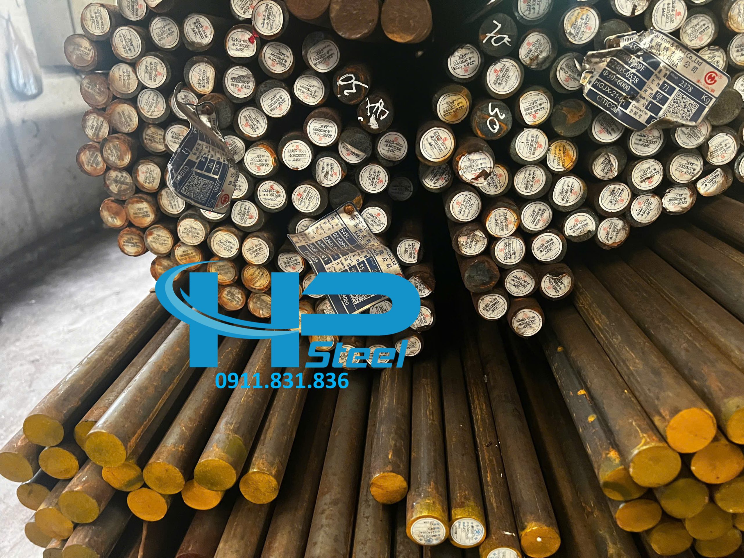 Thép tròn đặc phi 34 hình ảnh tại kho