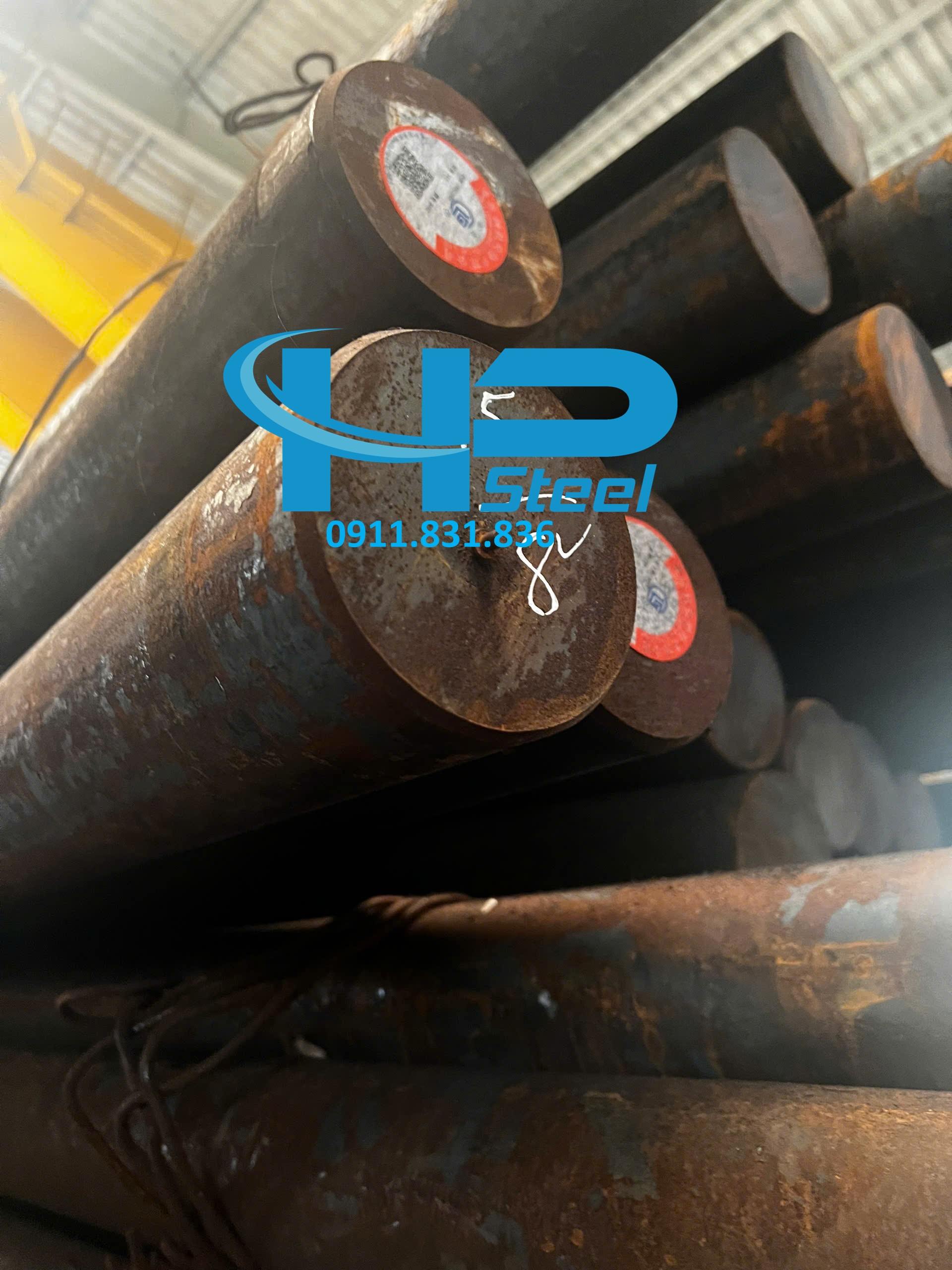 Thép tròn đặc phi 195 mác thép S50C tại kho thép Hoàng Phương