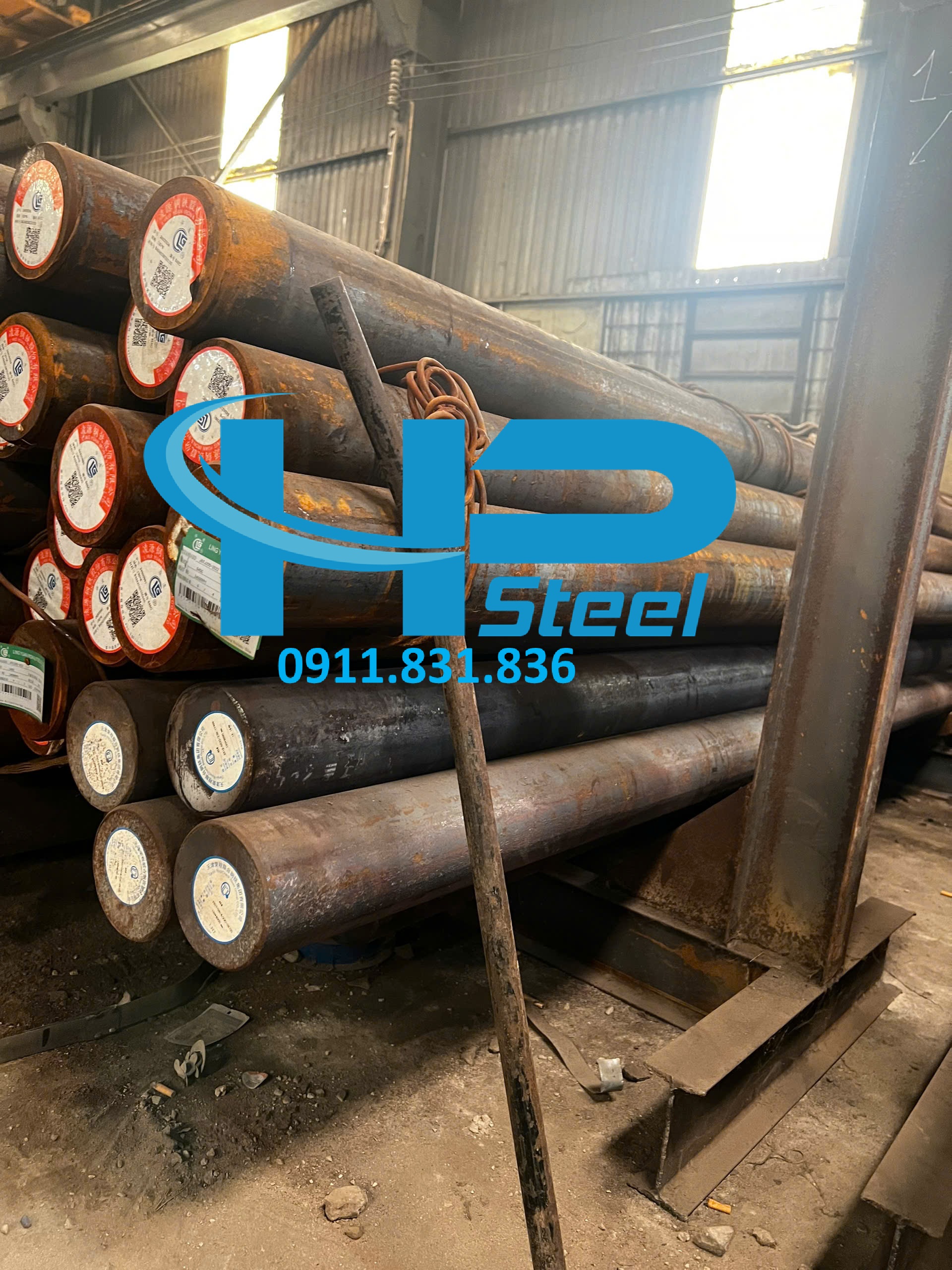 Thép tròn đặc phi 230 hình ảnh tại kho thép Hoàng Phương