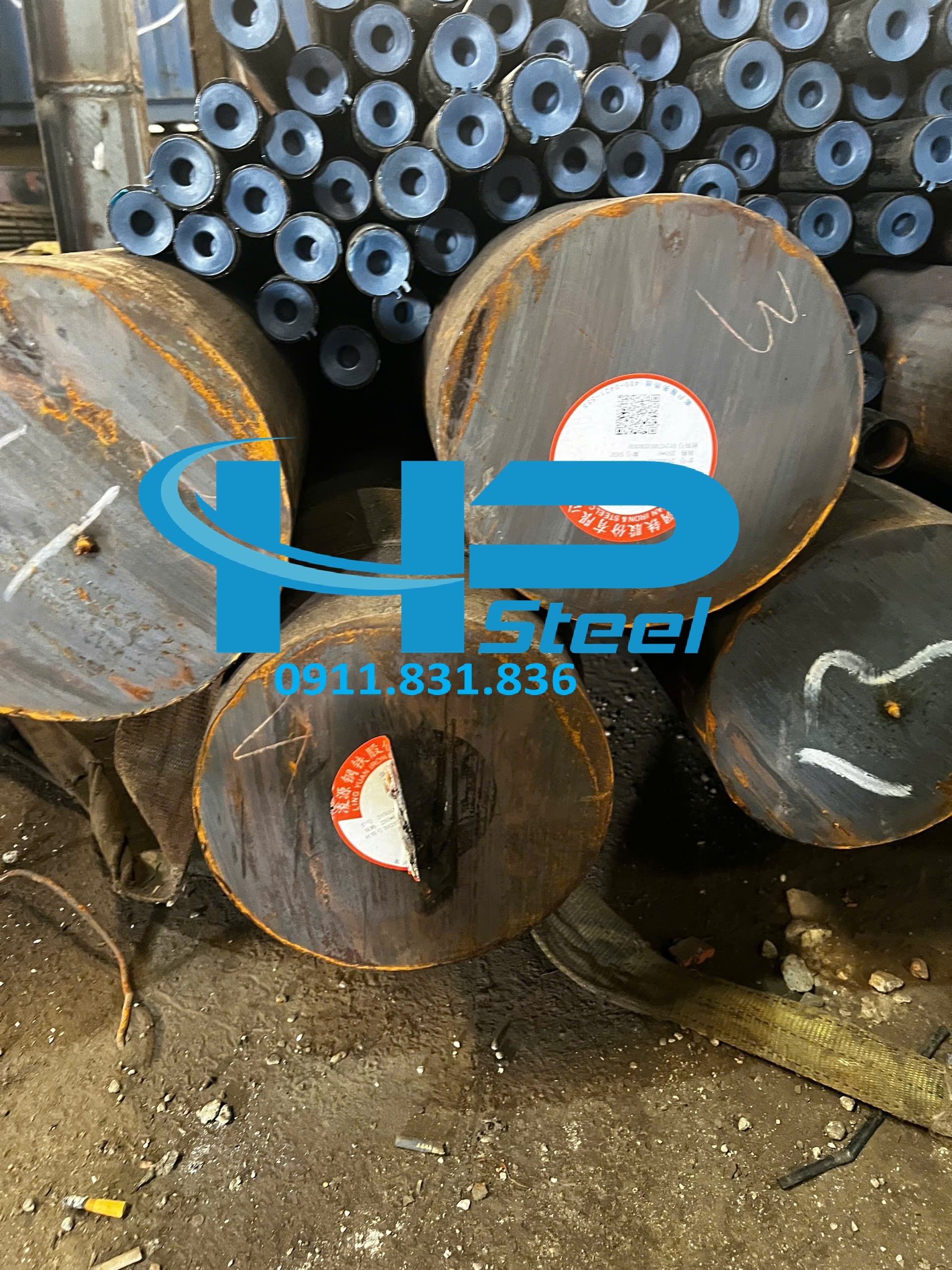 Thép tròn đặc phi 245 hình ảnh tại kho thép Hoàng Phương