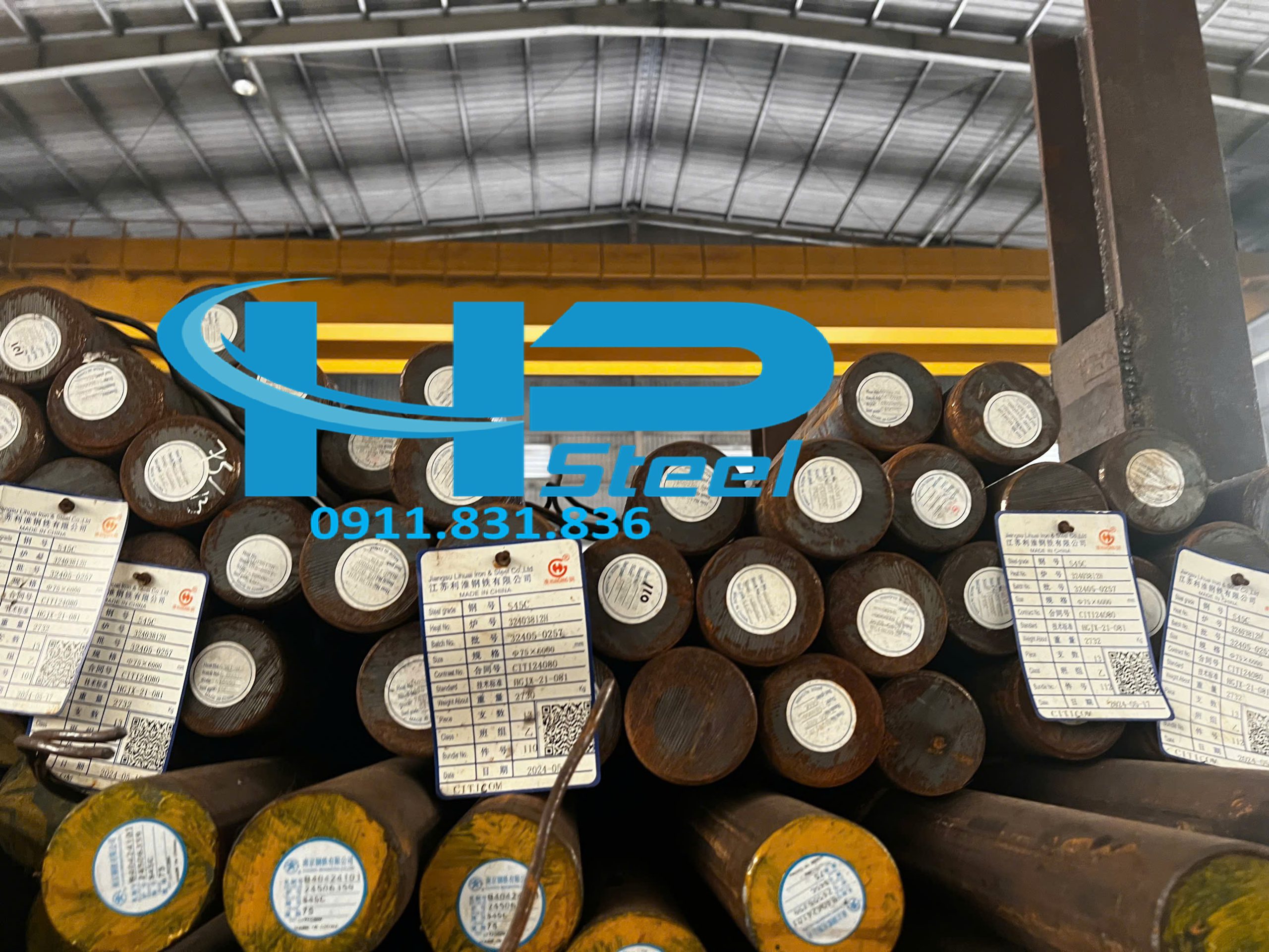 Thép tròn đặc phi 370 hình ảnh tại kho thép Hoàng Phương